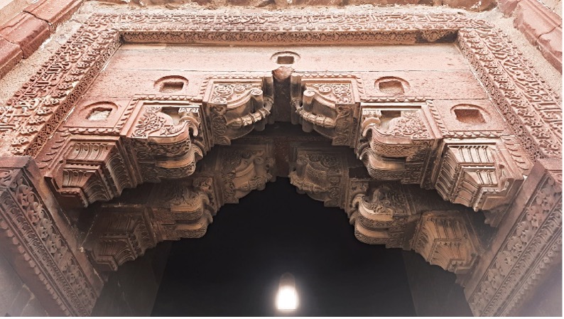 Source: Author, Corbelled arched gateway
